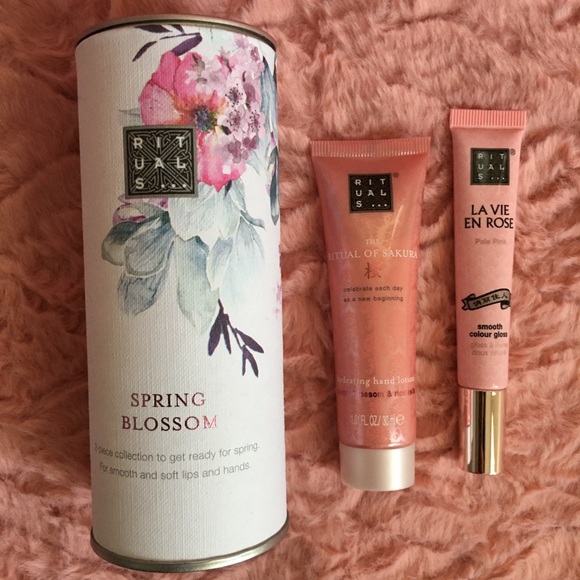 Other - 🐝 💫RITUALS Spring Blossom Lip Gloss & Hand Cream
